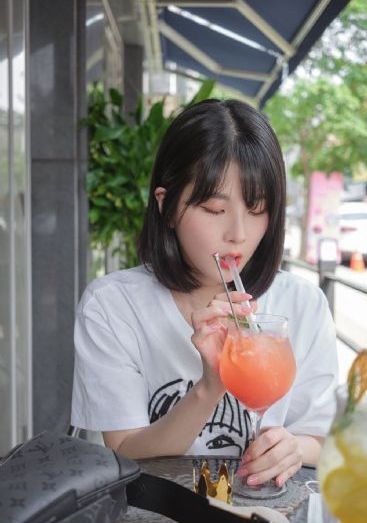 亚洲女在线_720电影在线看
