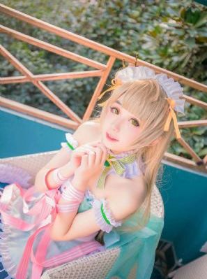 纳粹女魔头11部纳粹飞鲨_720在线观看视频